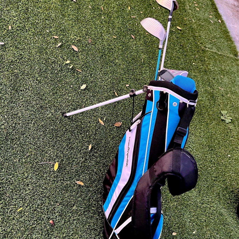 Blue and Black Stand Golf Bag with Clubs